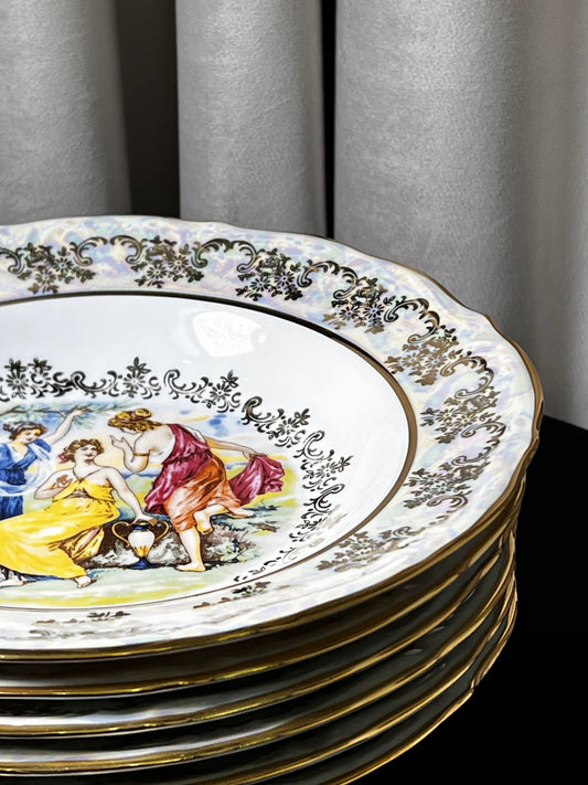 Deep plate ''Green luster ''