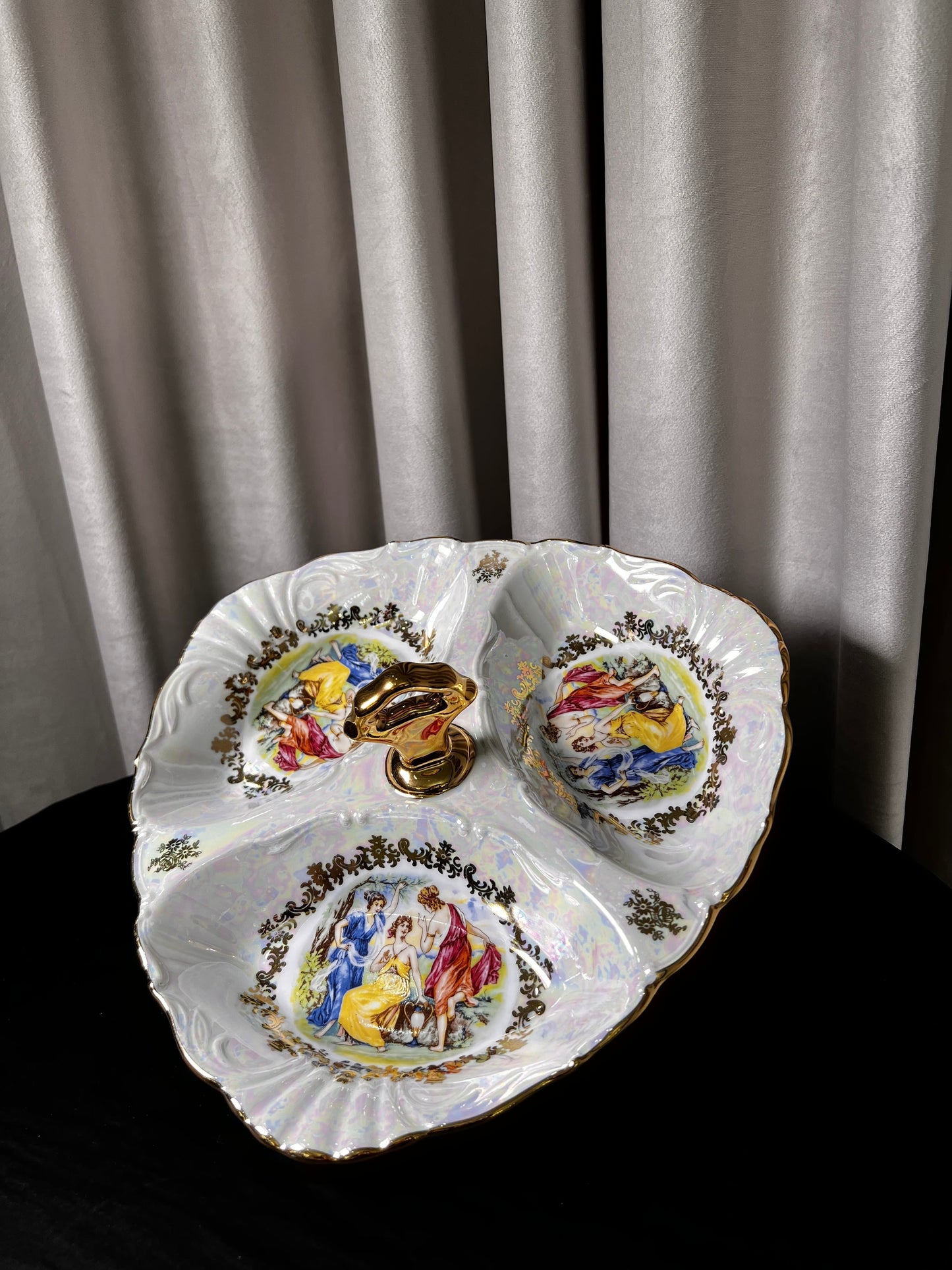 Kabaret set ''Queen'' 3 pcs, 28 cm