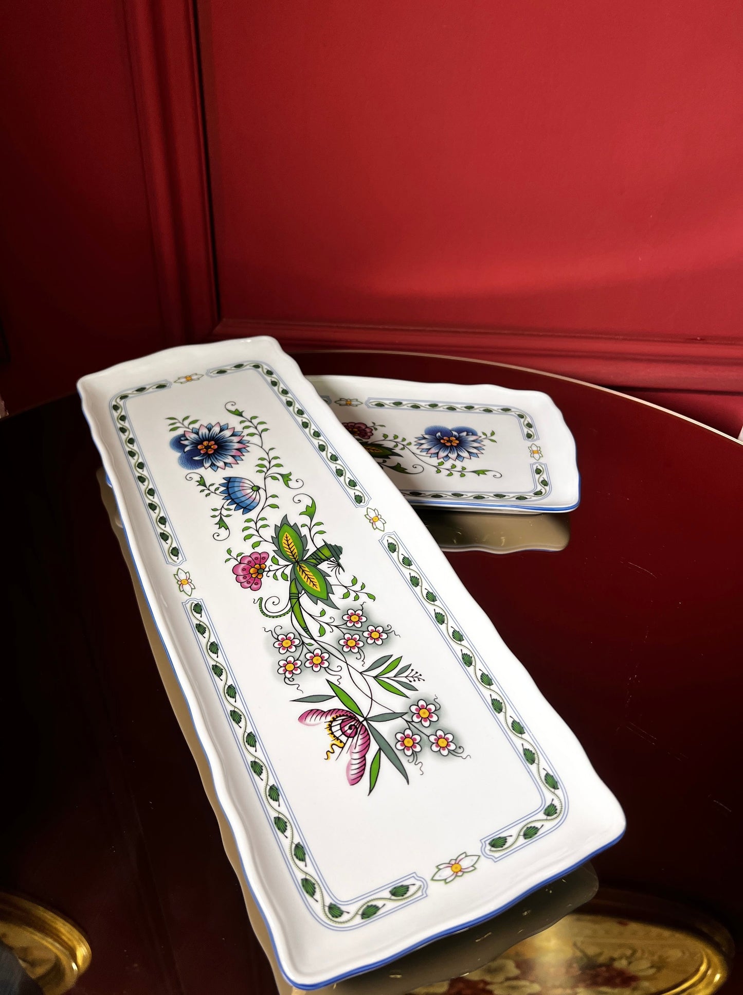 Rectangular tray 45cm