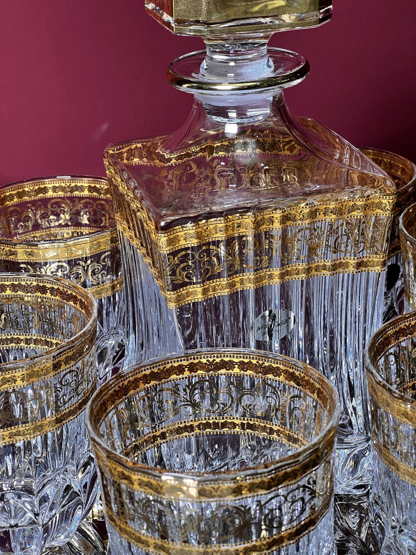 Set "Adagio" decanter 820 ml + 6 whisky glasses 350 ml (65-649/646L)