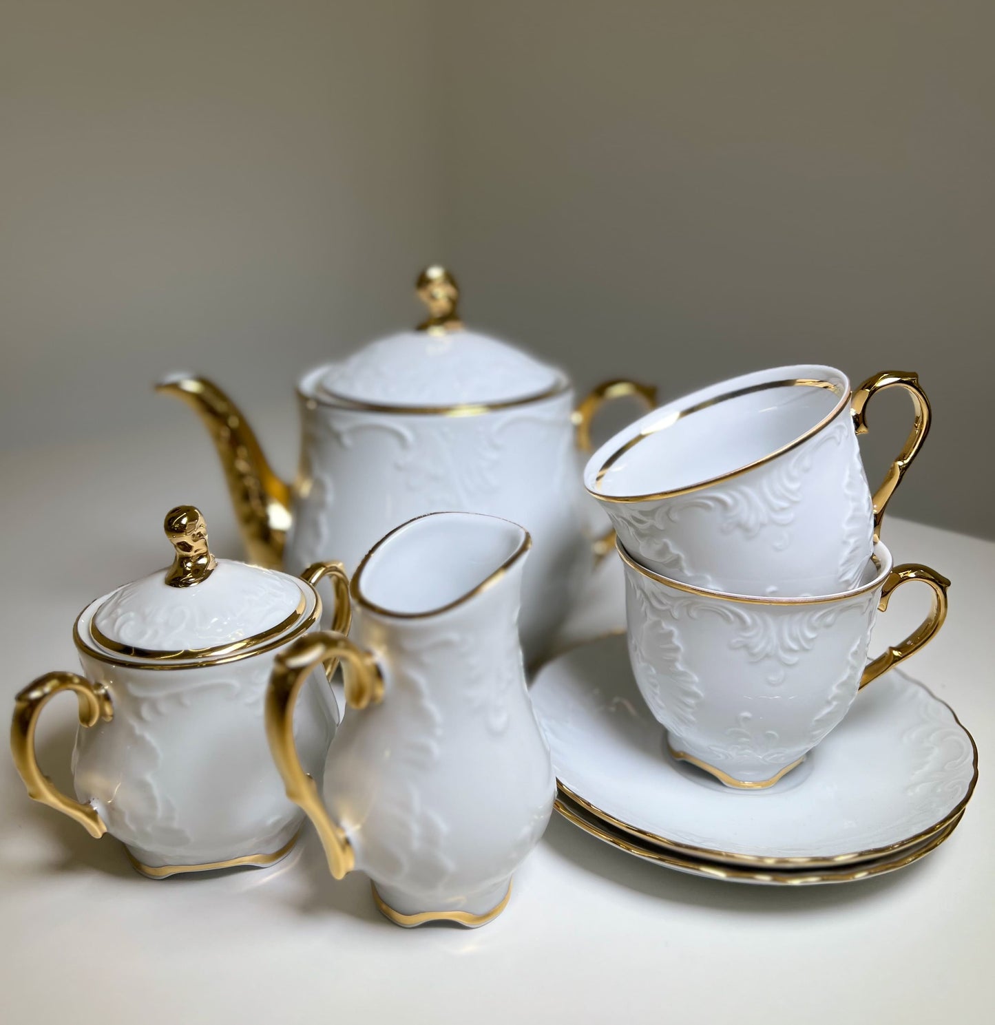 Tea set ''Golden line''