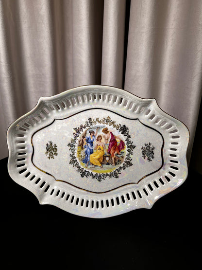 Pierced bonbonnière 27 cm