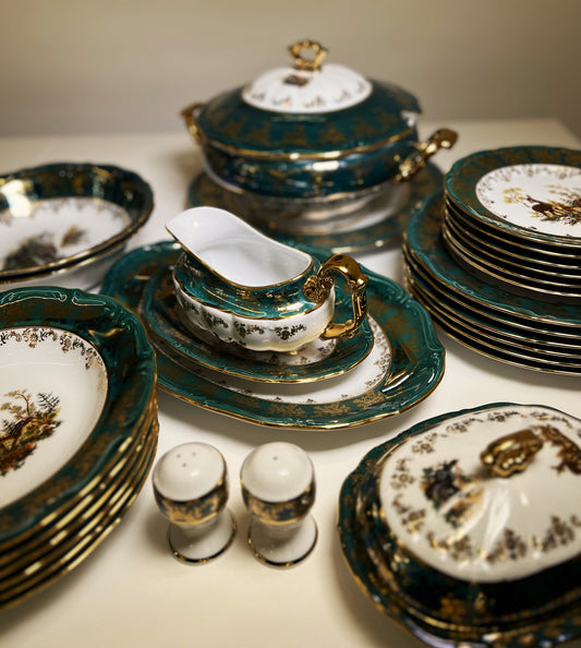 Dinner set ''Green hunter''